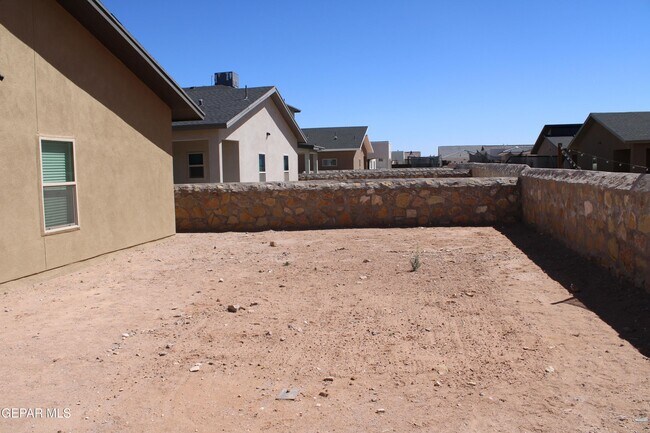 Building Photo - 15220 Ambition Ave