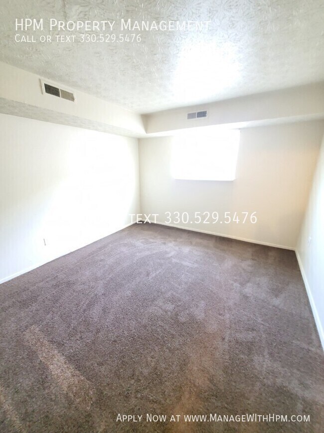 Building Photo - 841 Silver Meadows Blvd