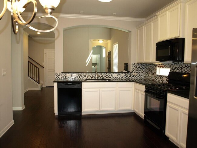 Building Photo - 213 Parable Cove