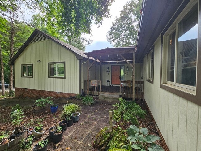 Primary Photo - Large Private Lot with 3BR home in Concord!