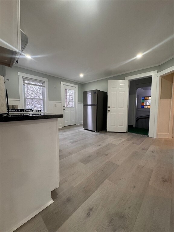 Building Photo - 18 Emerald Ave