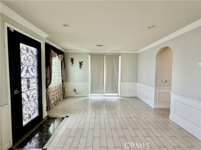 Building Photo - 4431 Ellis Ln