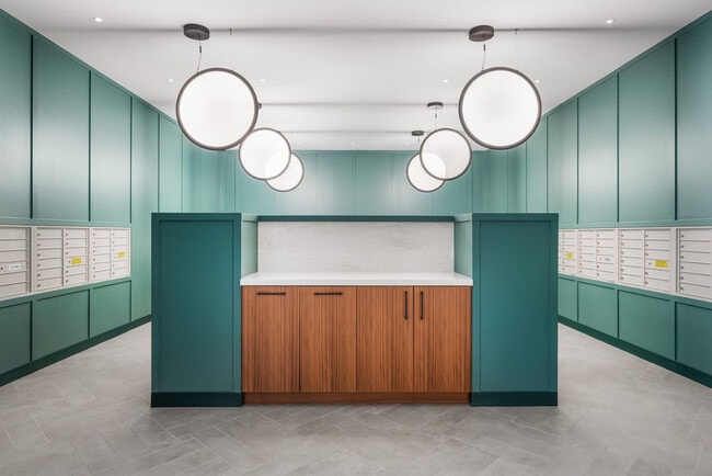 Building Photo - 60 Kilmarnock St