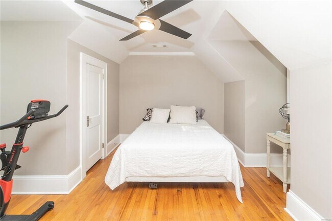 Building Photo - Home for Rent in Cloverdale