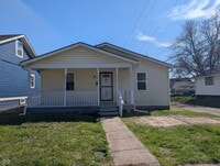 Building Photo - 451 W 26th St