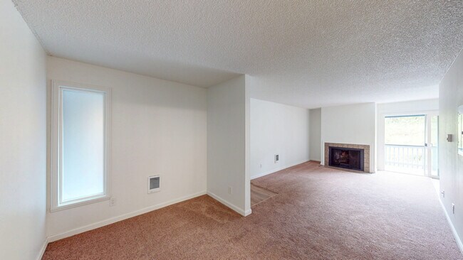 Building Photo - 541 Alameda del Prado