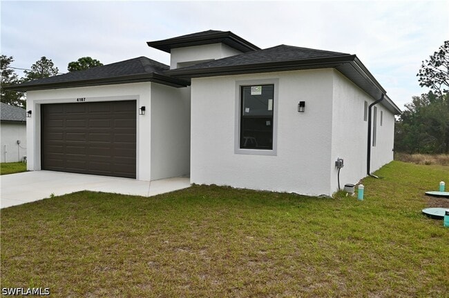 Building Photo - 4107 13th St SW