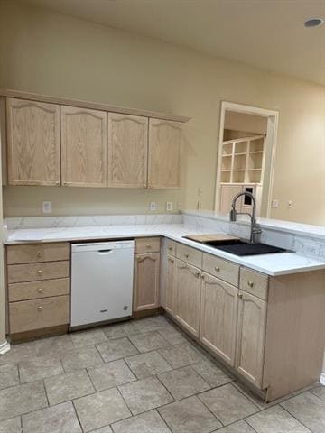 Building Photo - 6060 Thursby Ave