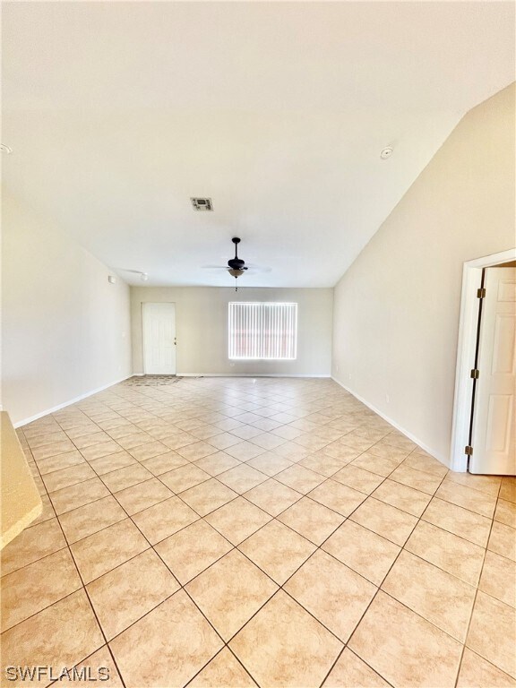 Building Photo - 1715 NW 9th Pl