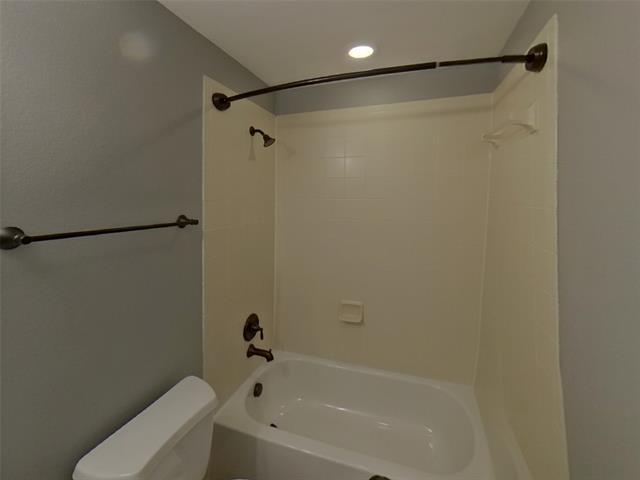 Building Photo - 2107 Parkvista Ct