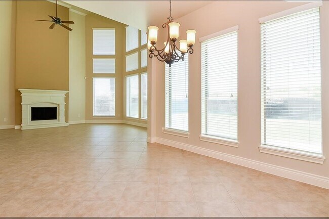 Building Photo - 8706 Stowe Creek Ln