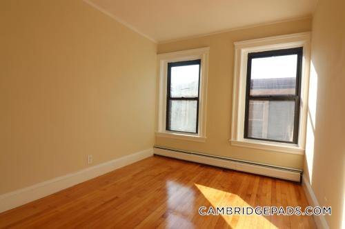 Building Photo - 9 Upland Rd