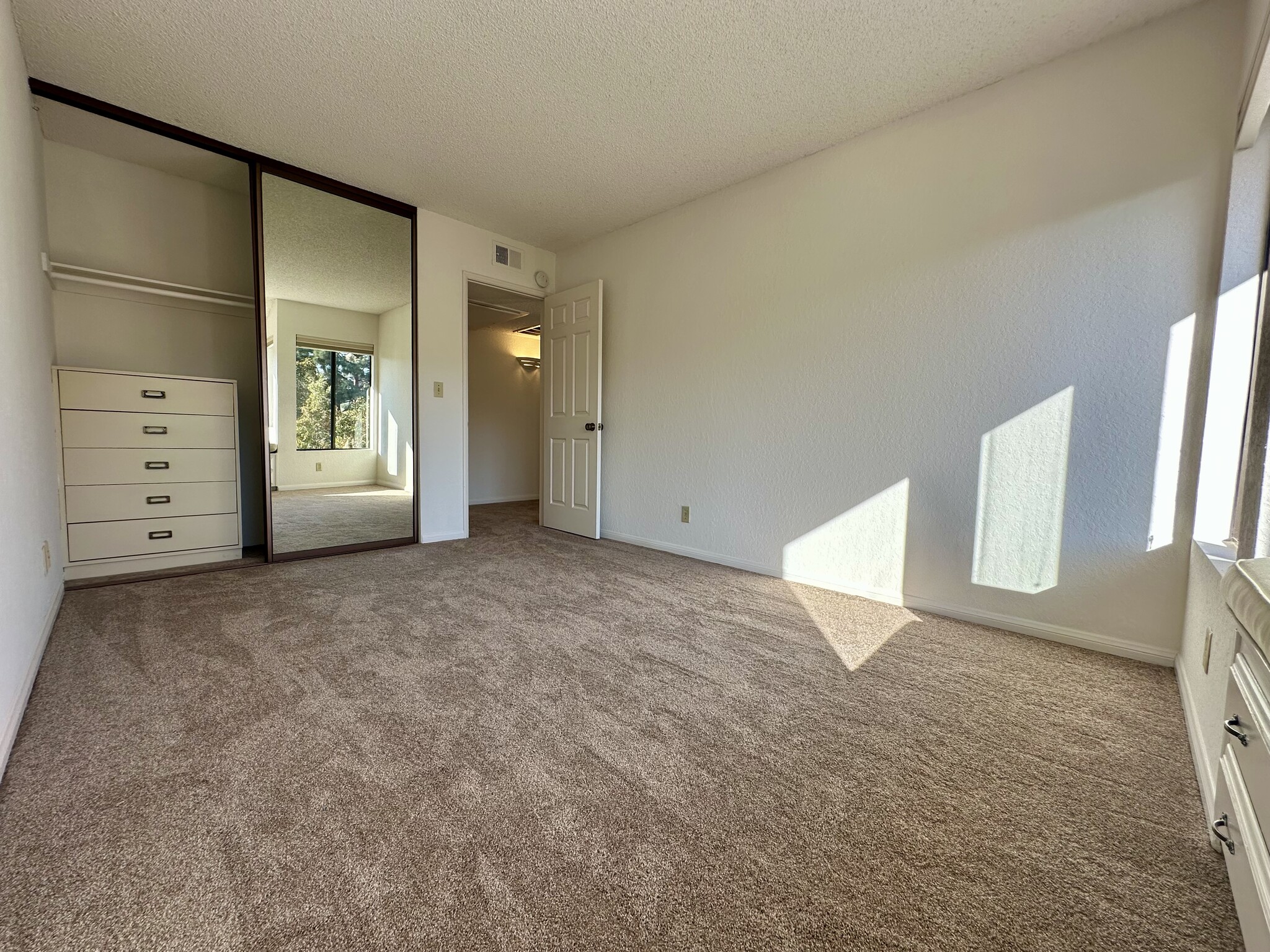 Building Photo - 5745 Friars Rd