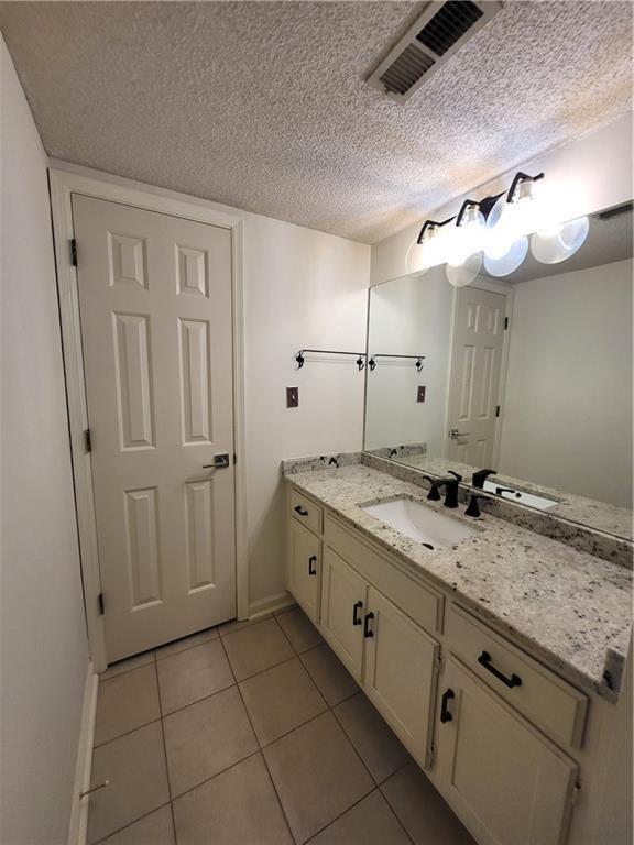 Building Photo - 1731 Twin Brooks Dr SE