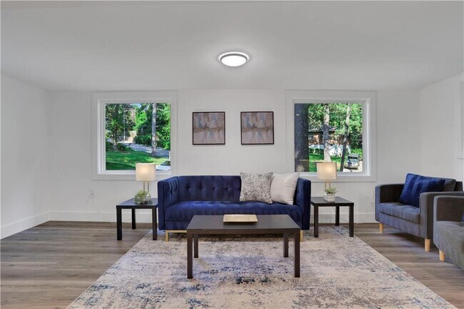 Building Photo - 2466 Old Hapeville Rd SW