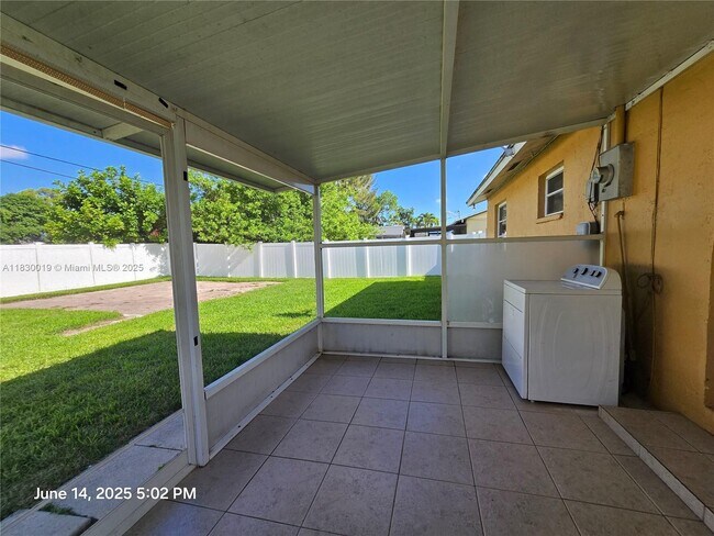 Building Photo - 3530 S 55th Ave