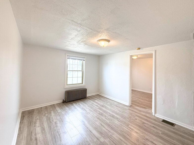 Building Photo - 29222 Grand River Ave