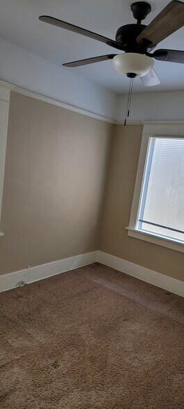 Bedroom - 6 Esperanza Ave