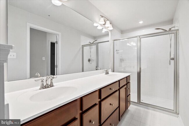Building Photo - 6500 Walcott Ln