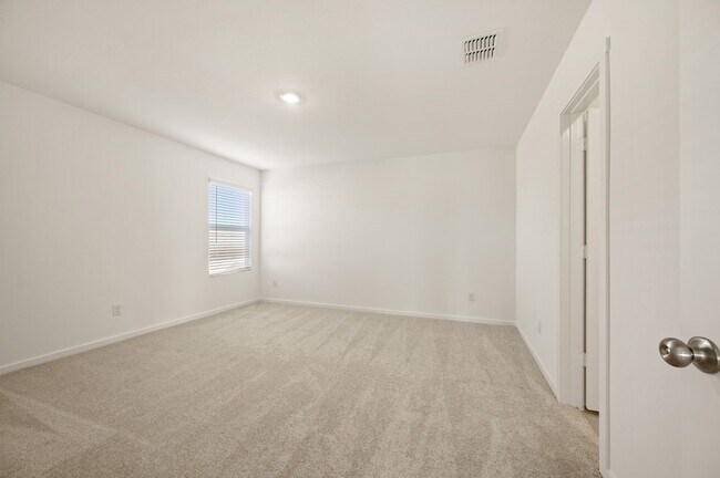 Building Photo - 1340 Blazin Bronco Trl