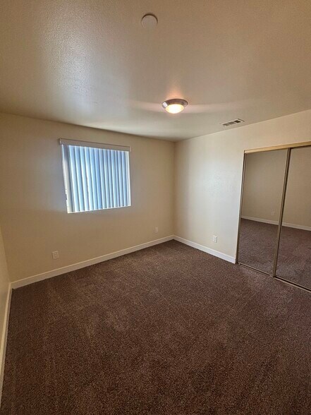 Building Photo - 134 W 84th St