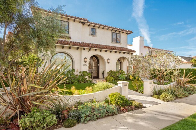 Building Photo - Beverly Hills Luxury Villa with Resort-Style Pool & Spa