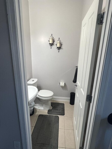 Half Bath - 819 Ramsay St