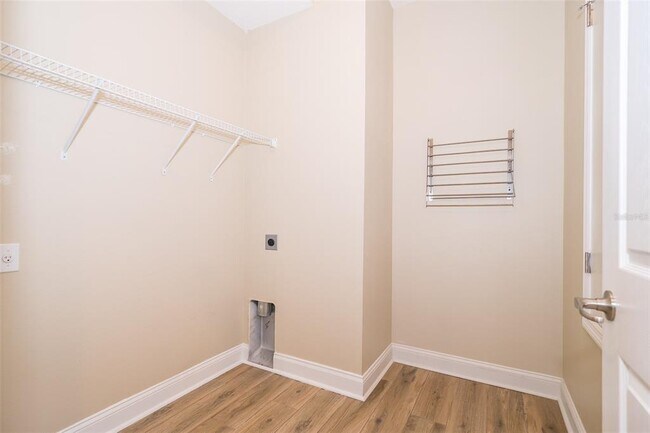Building Photo - 718 Terrace Spring Dr