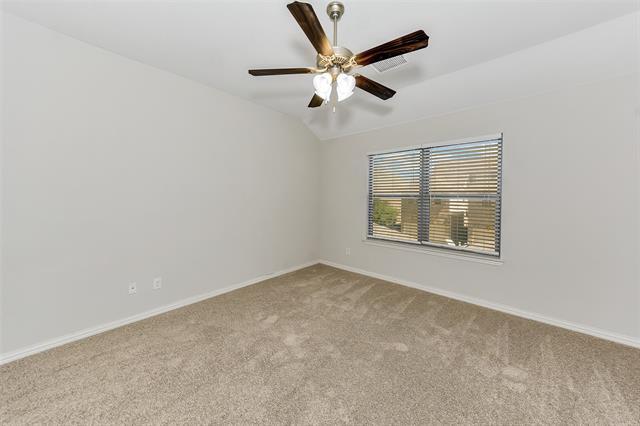 Building Photo - 679 Emily Ln