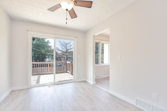 Building Photo - 10723 Browne St