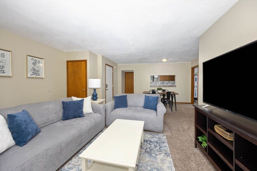 Building Photo - 6542 Bella Vista Dr NE