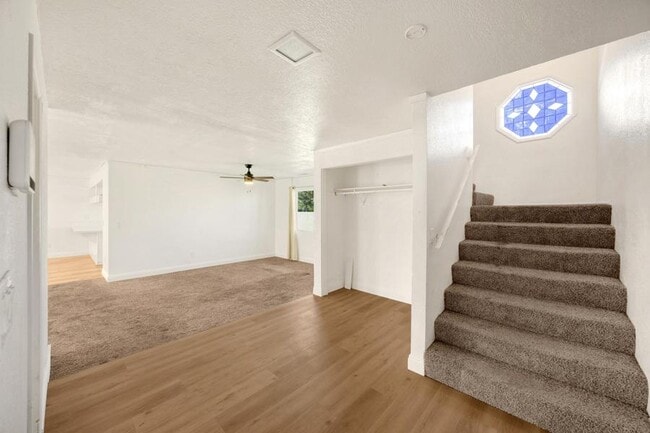 Building Photo - 17705 Vista Point Dr