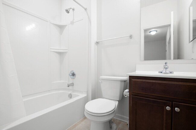Building Photo - 415 Lenape Way