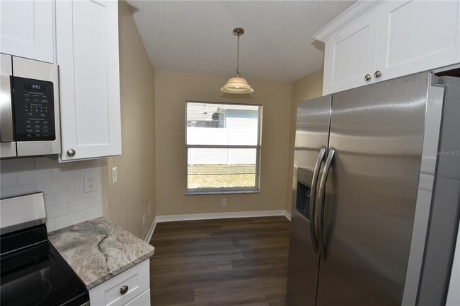 Building Photo - 6 Seckel Ct