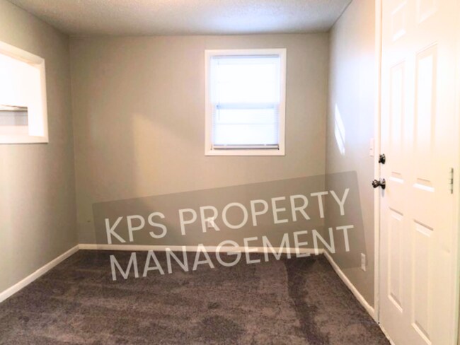 Building Photo - 1151 Richmond S