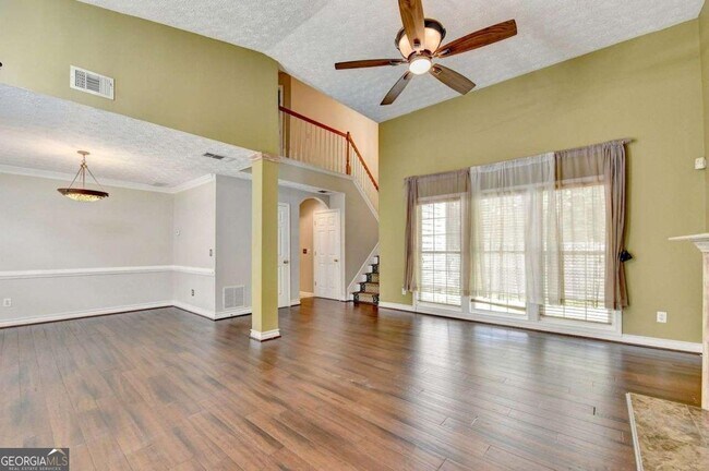 Building Photo - 2915 White Blossom Ln