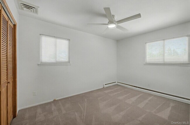 Building Photo - 22 7 Ave