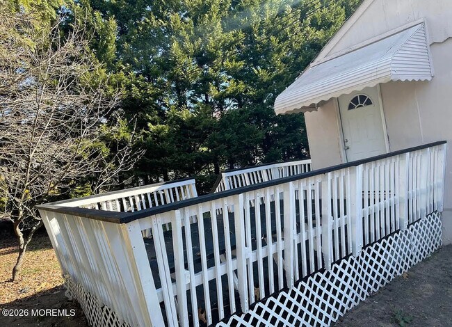 Building Photo - 721 Hyson Rd