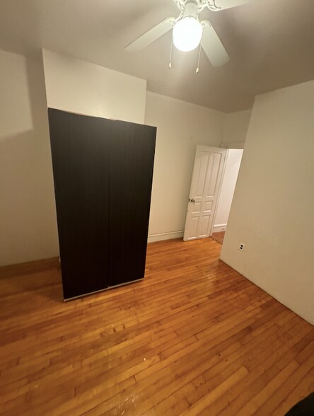 Building Photo - 529 N 35th St