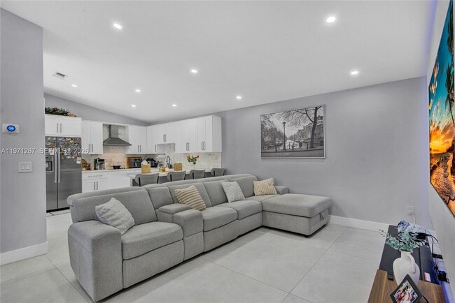 Building Photo - 15962 SW 138th Ct