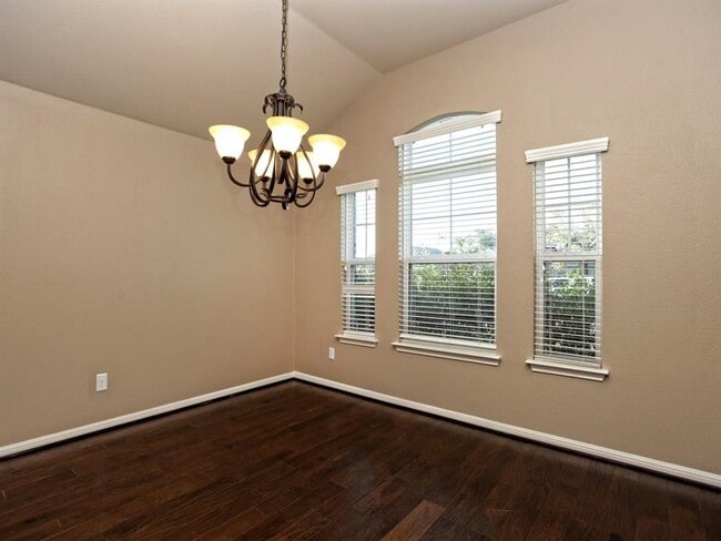 Building Photo - 140 Copper Lake Ln