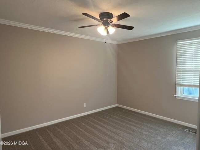 Building Photo - 1943 Northbrook Ave