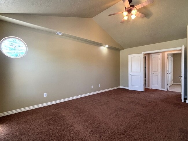 Building Photo - Beauty & Space on Premium Corner Lot!