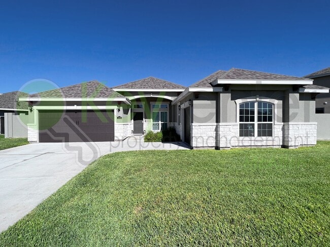 Building Photo - Gorgeous 'Tres Lagos' 4 bed/3 bath home, now available in McAllen, TX
