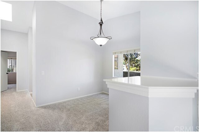 Building Photo - 68 Corniche Dr