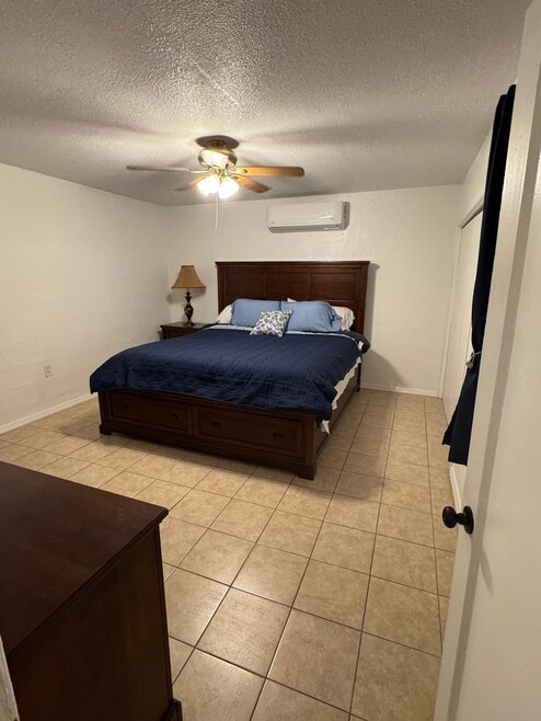 Building Photo - 608 Alicia Dr