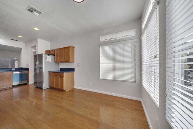 Building Photo - 9326 Lembert Dome Cir