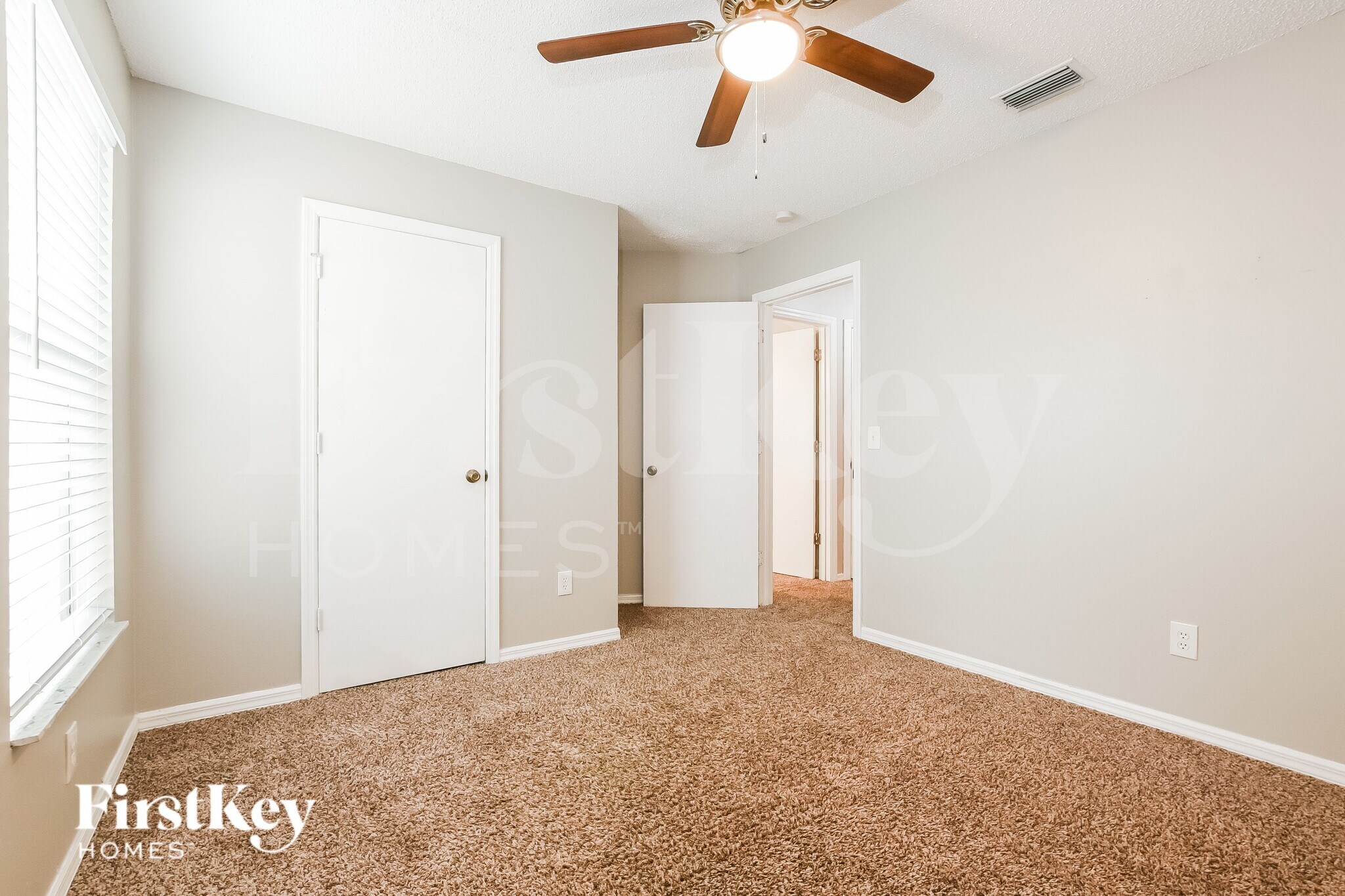 Building Photo - 1008 Kelsey Ave