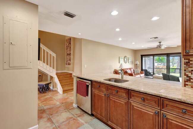 Building Photo - 2299 Treasure Isle Dr