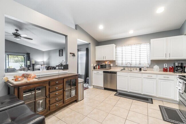 Building Photo - 11525 Misty Isle Ln